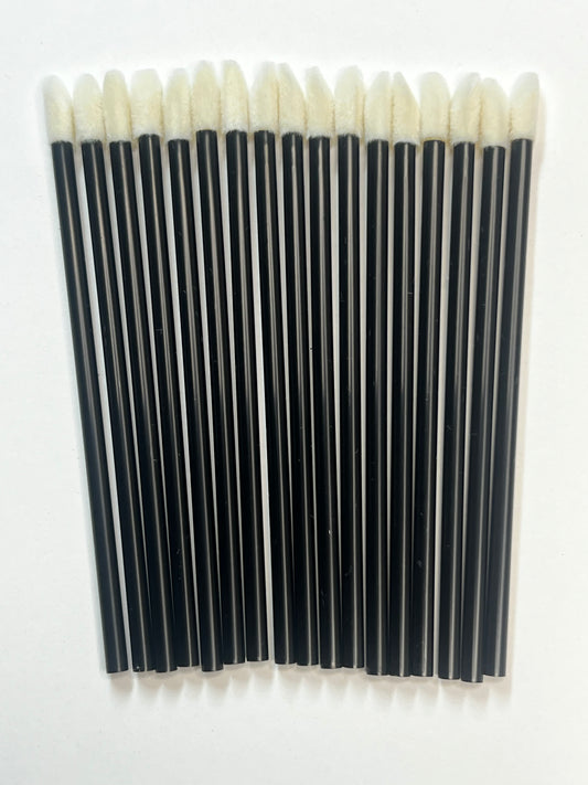 50 Disposable Lip Applicators - Lint-Free Lipstick Tester Wands for Makeup Artists & Personal Use